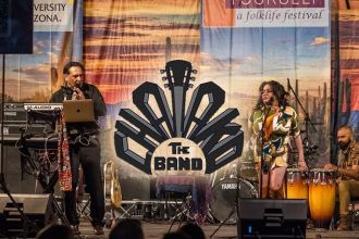 Chalk band at Casino Del Sol